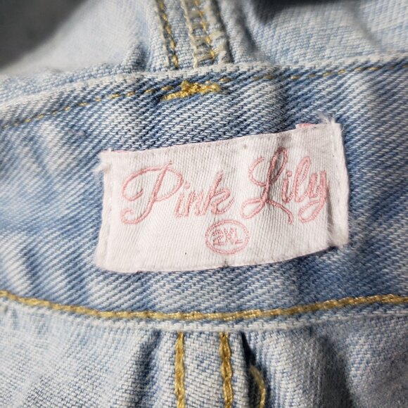 Pink Lily Lightwash Distressed Denim Overalls Plus Size 2XL - Picture 2 of 6